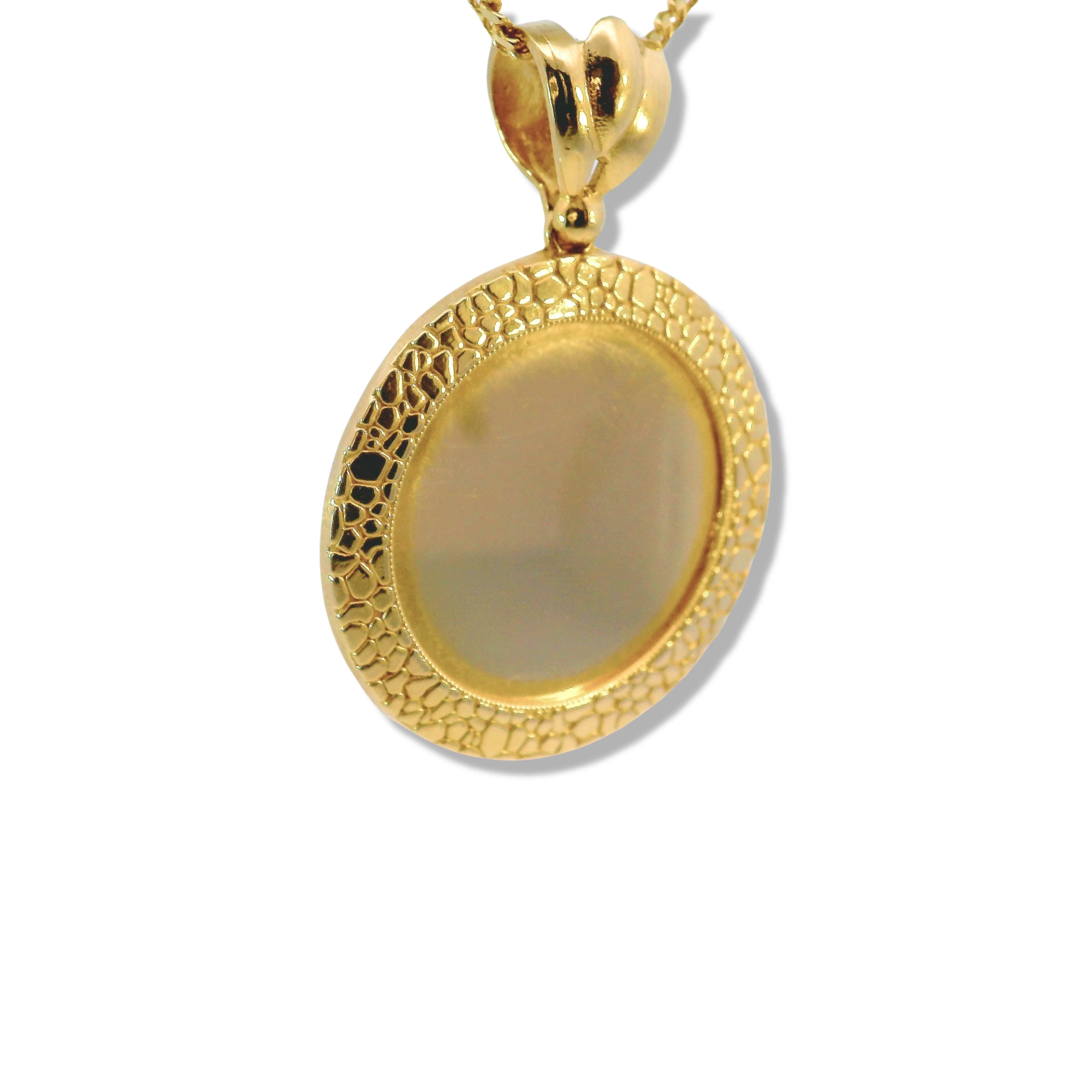 14K Yellow Gold Circle Picture Pendant