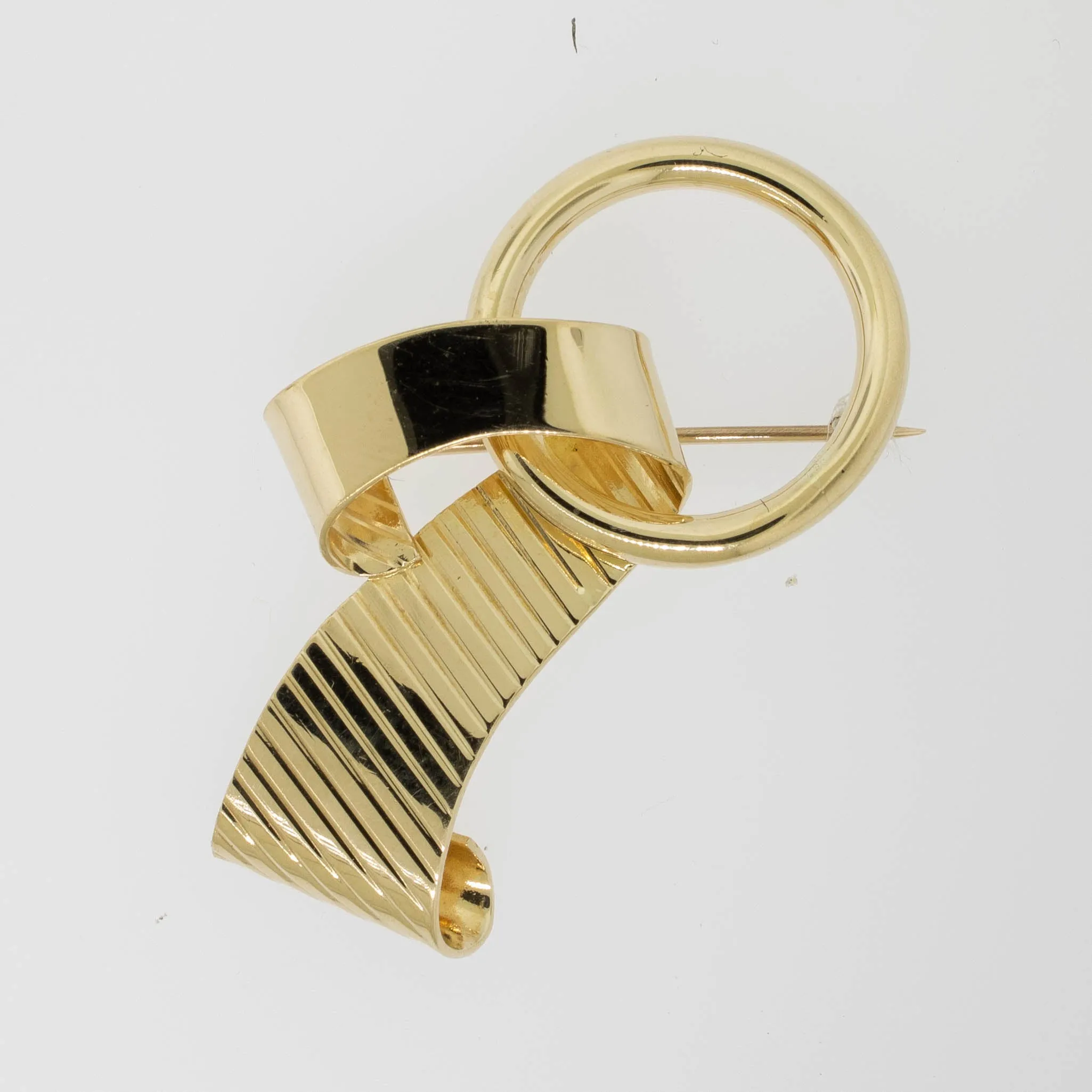 14K Yellow Gold Open Circle Ribbon Pin Preowned Jewelry