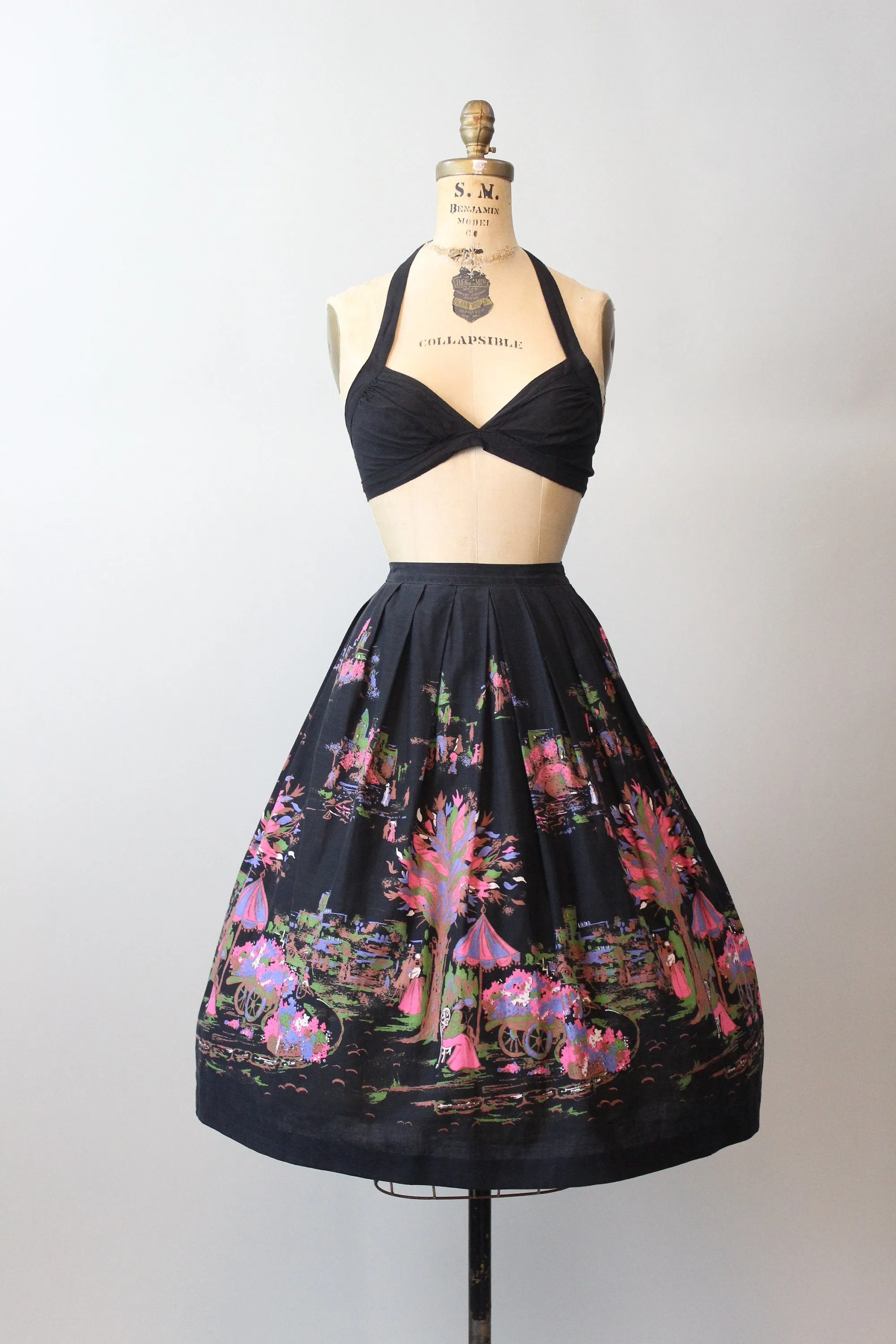 1950s CITY umbrella flower cart scene novelty print skirt small | new spring