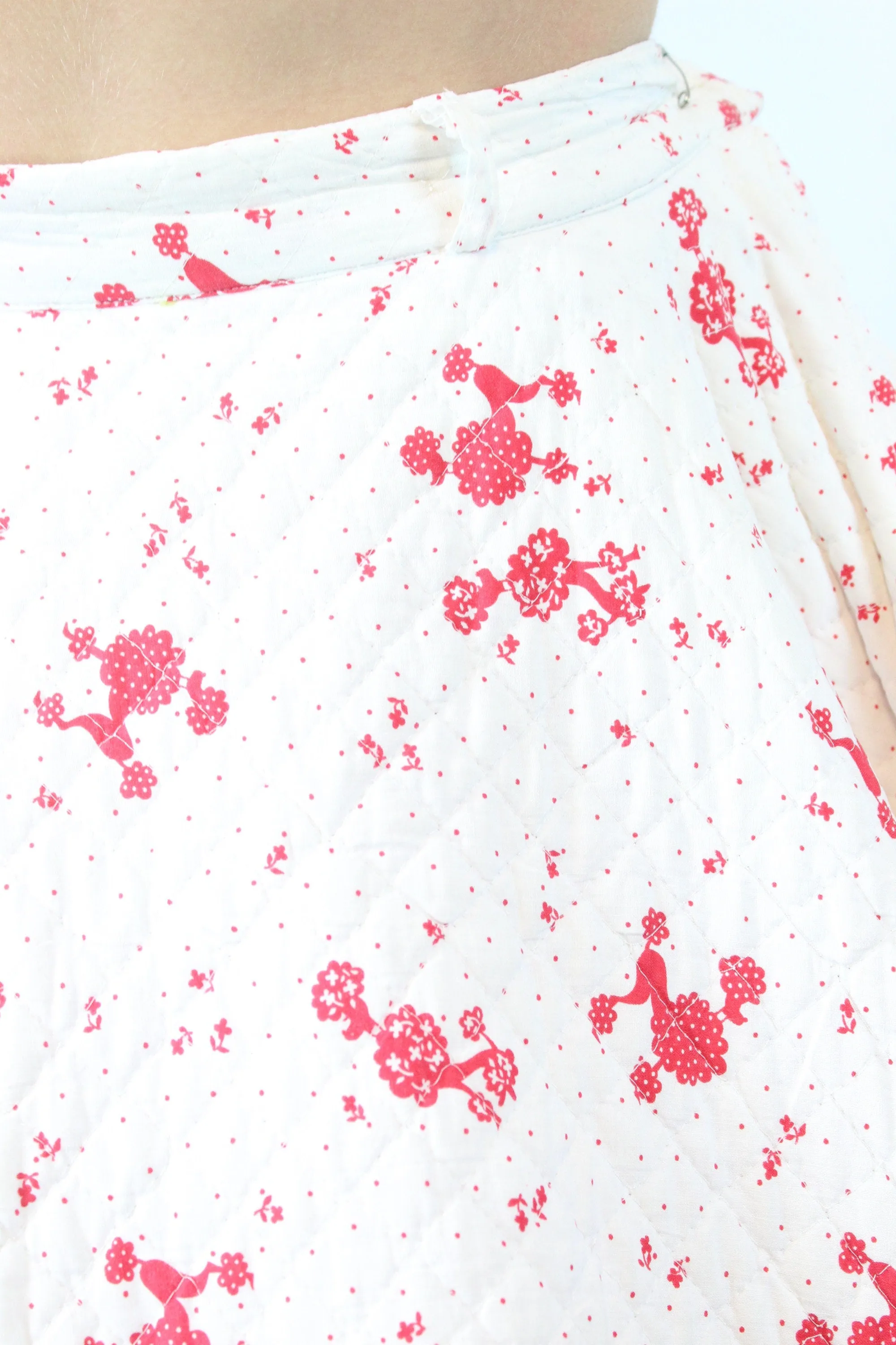 1950s POODLES novelty print  QUILTED circle skirt xs | new fall