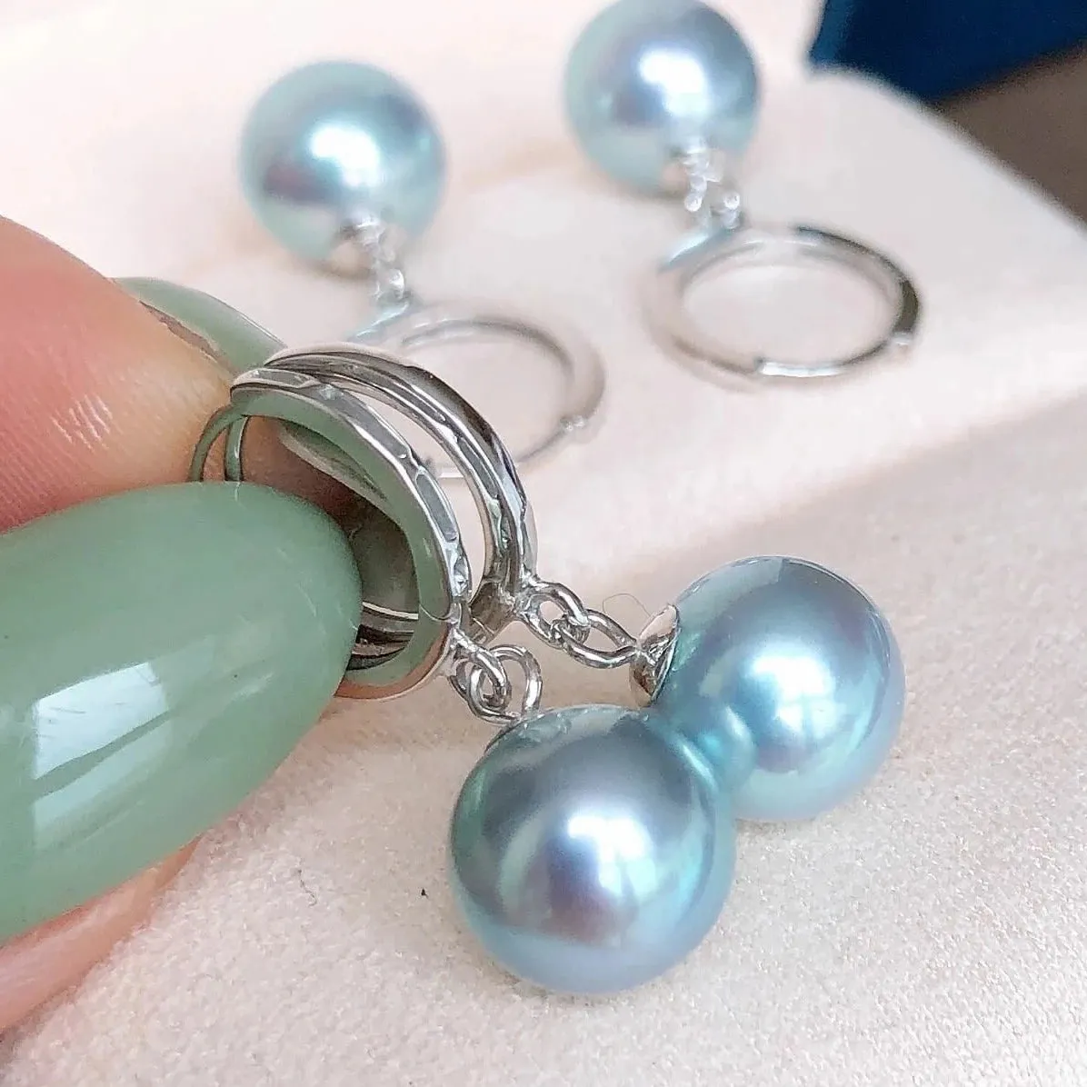 Circle Collection 8.5-9.0 mm Silver-Blue Akoya Pearl Dangle Earrings