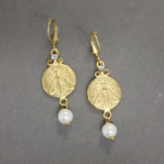 ER42P   Circle Coin Bee Earring with Shell Pearl Drop
