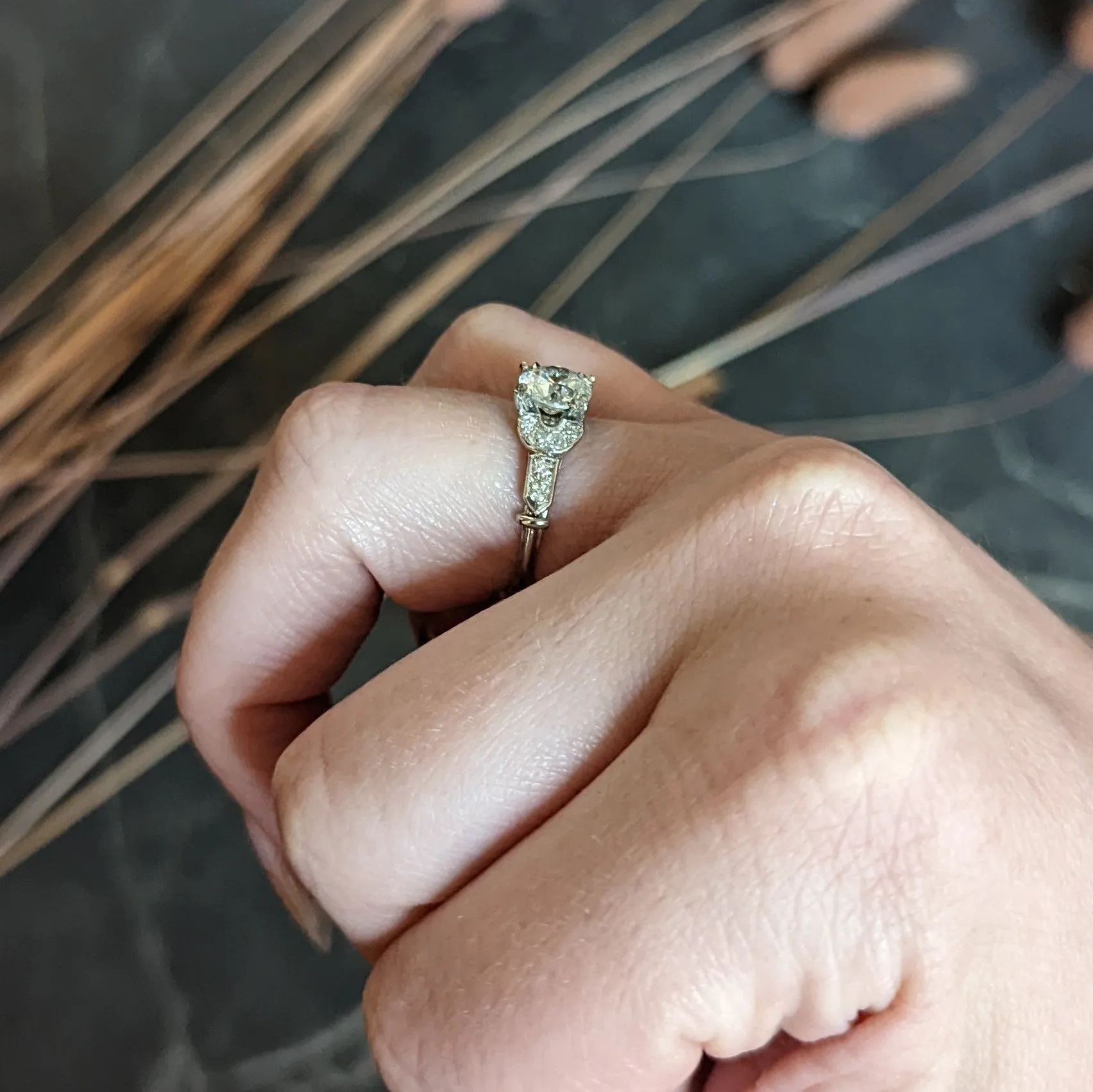 Exquisite Art Deco 1.39 CTW Diamond Platinum Engagement Ring GIA