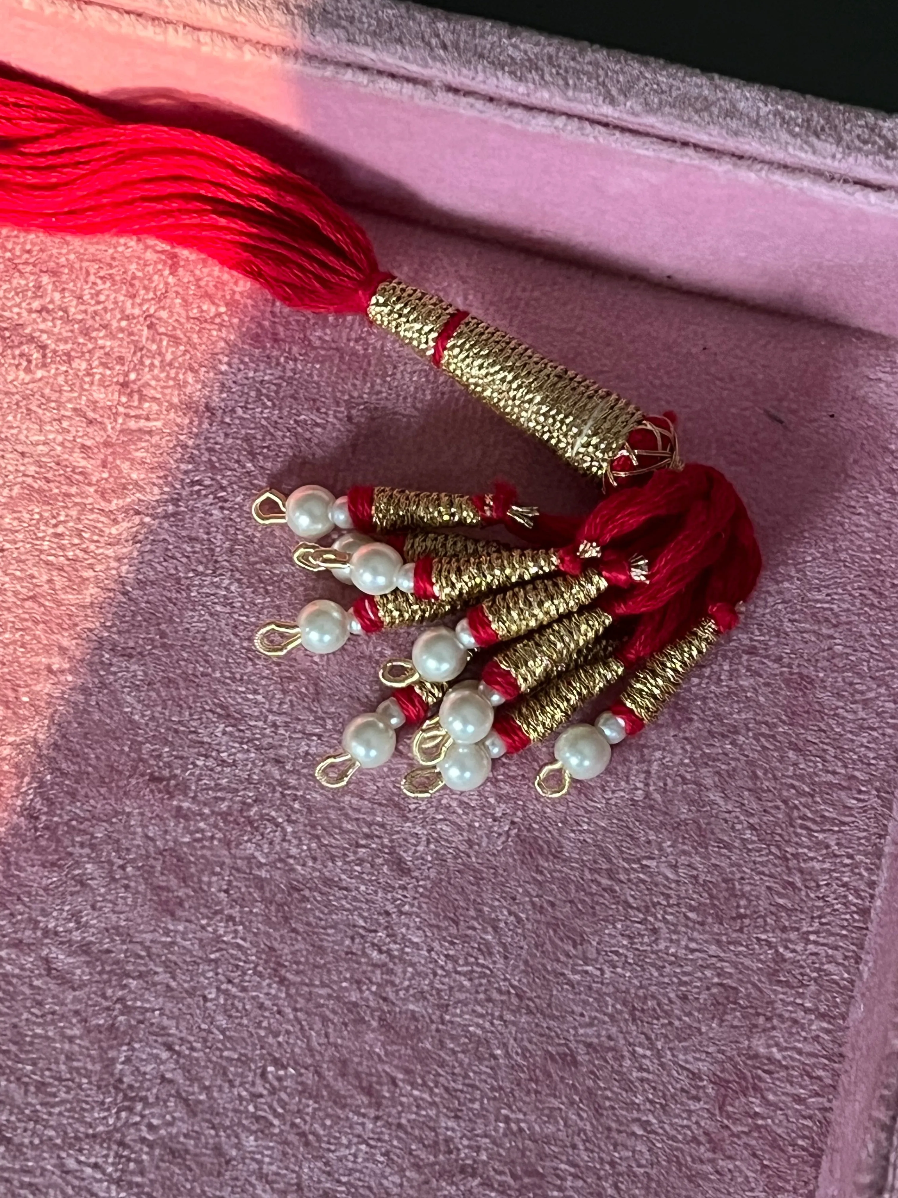 Exquisite Pendant Necklace Set - A Masterpiece of Elegance