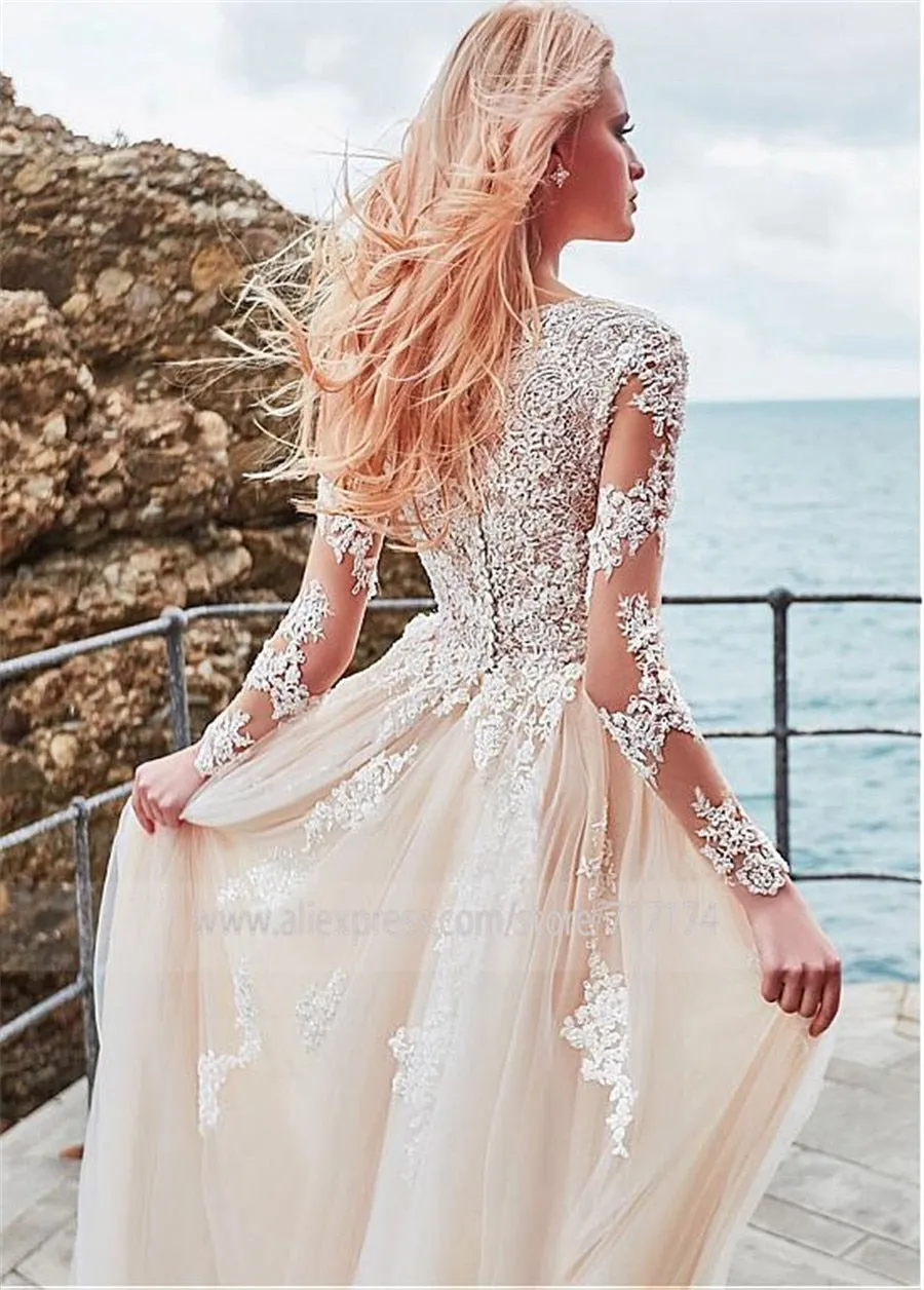 Exquisite Tulle V-neck A-line Wedding Dress With Lace Appliques Elegant Tulle Long Skirt