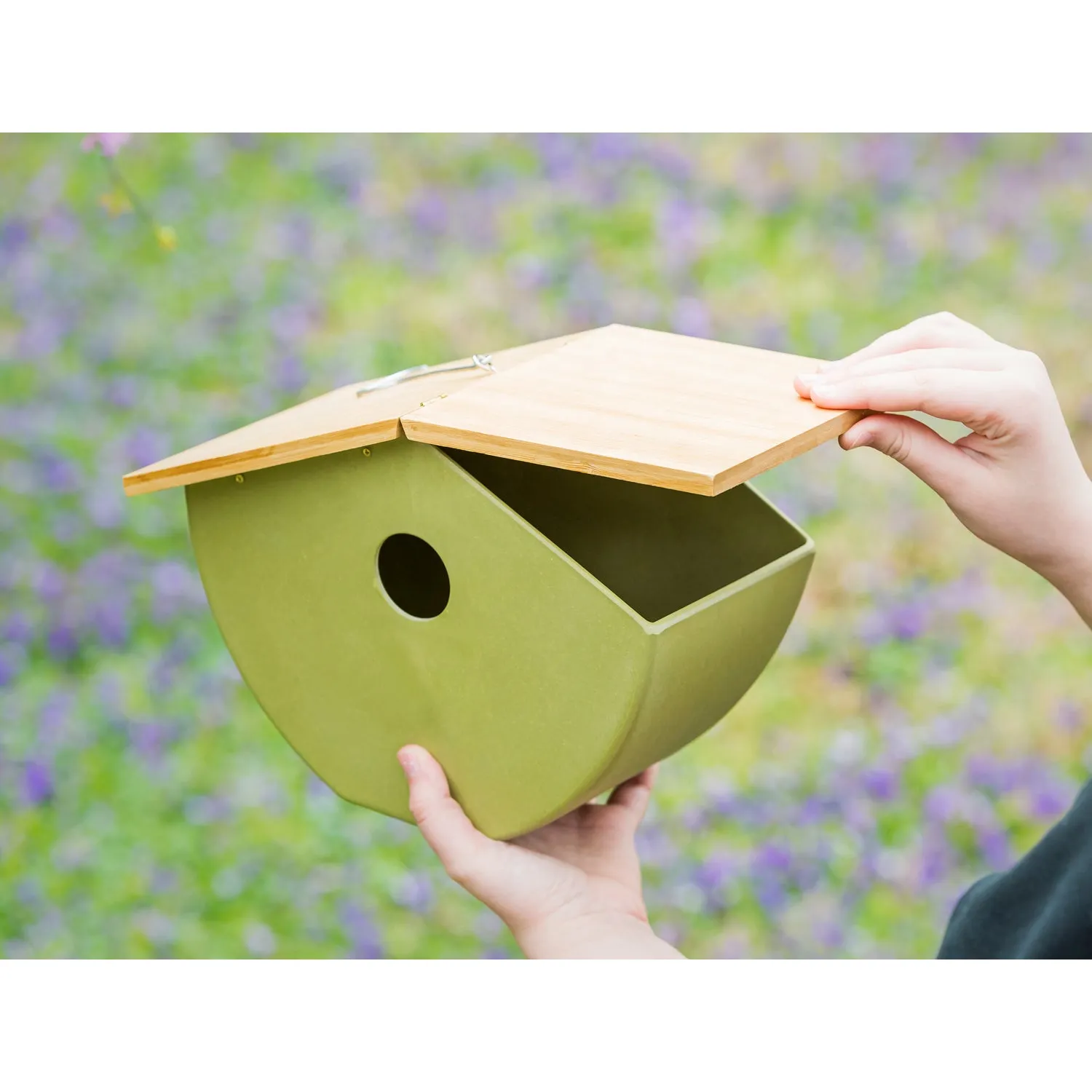 Full Circle Eco Conscious Hanging Bird House,2bh664