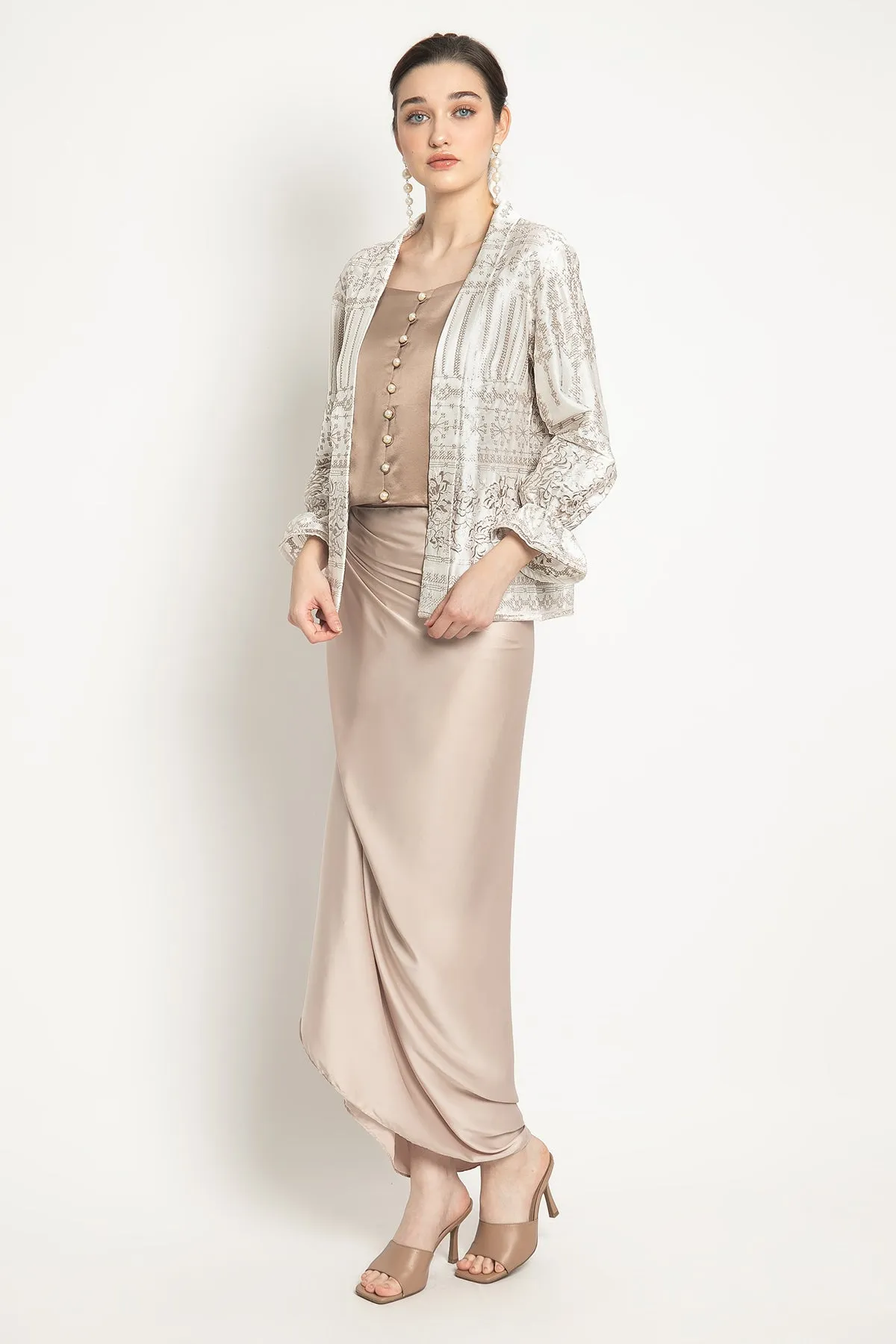 Geulis Kebaya Top in White