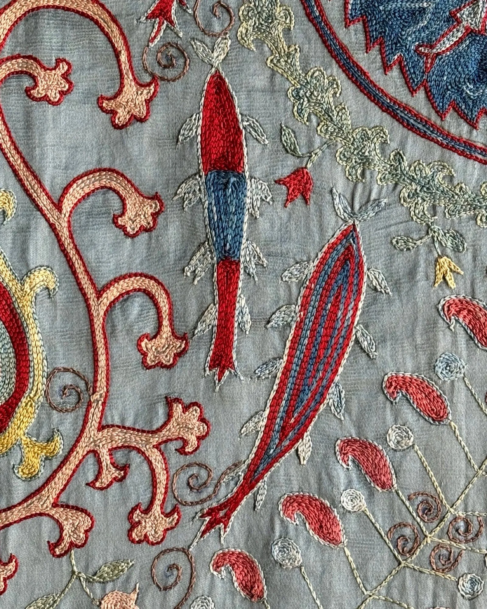 Hand Stitched Suzani (CSSU082224 | 63 x 82")