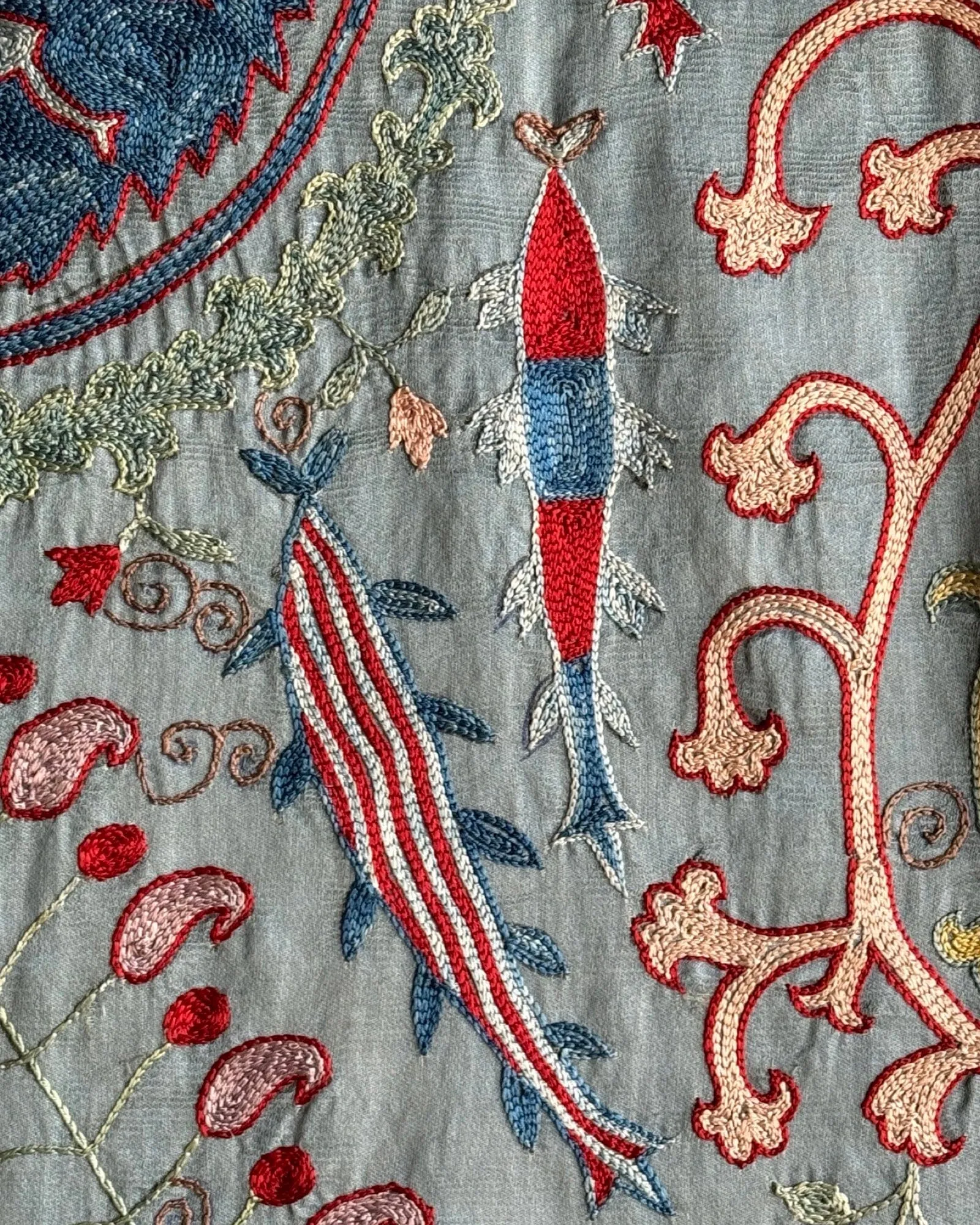 Hand Stitched Suzani (CSSU082224 | 63 x 82")