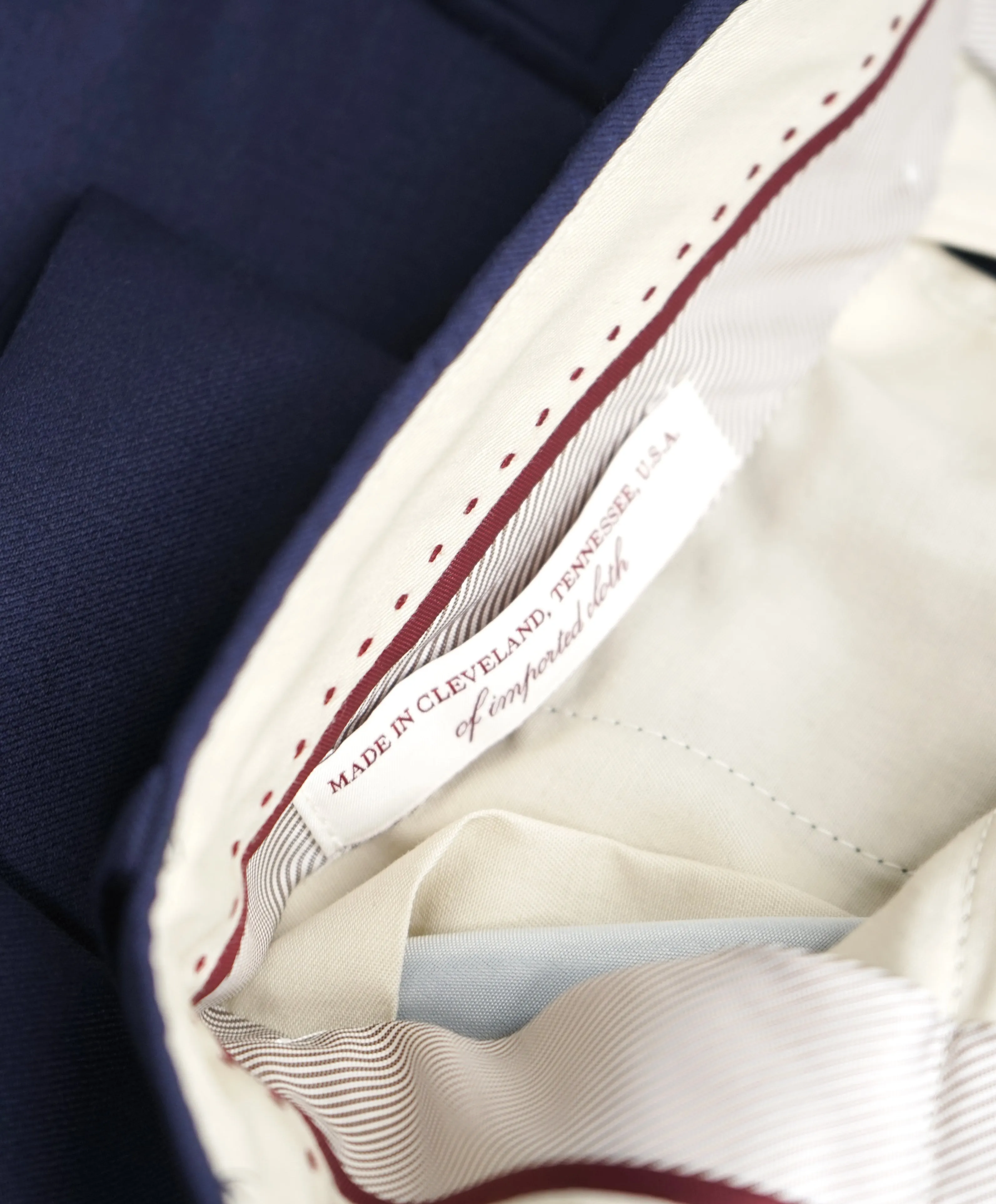 HARDWICK - Made In USA Premium Construction 2-3 Roll Lapel Navy Suit - 36R