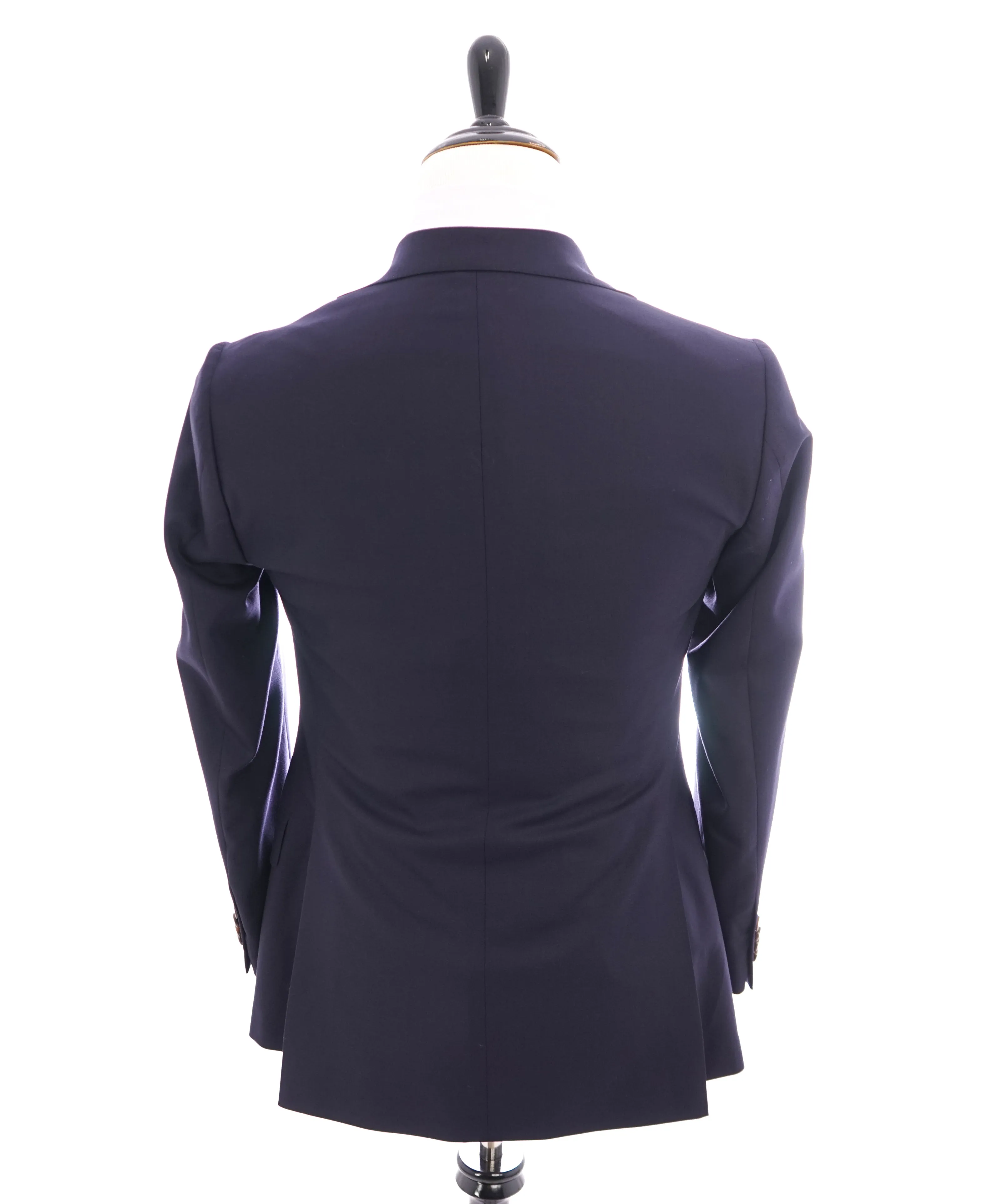 HARDWICK - Made In USA Premium Construction 2-3 Roll Lapel Navy Suit - 36R