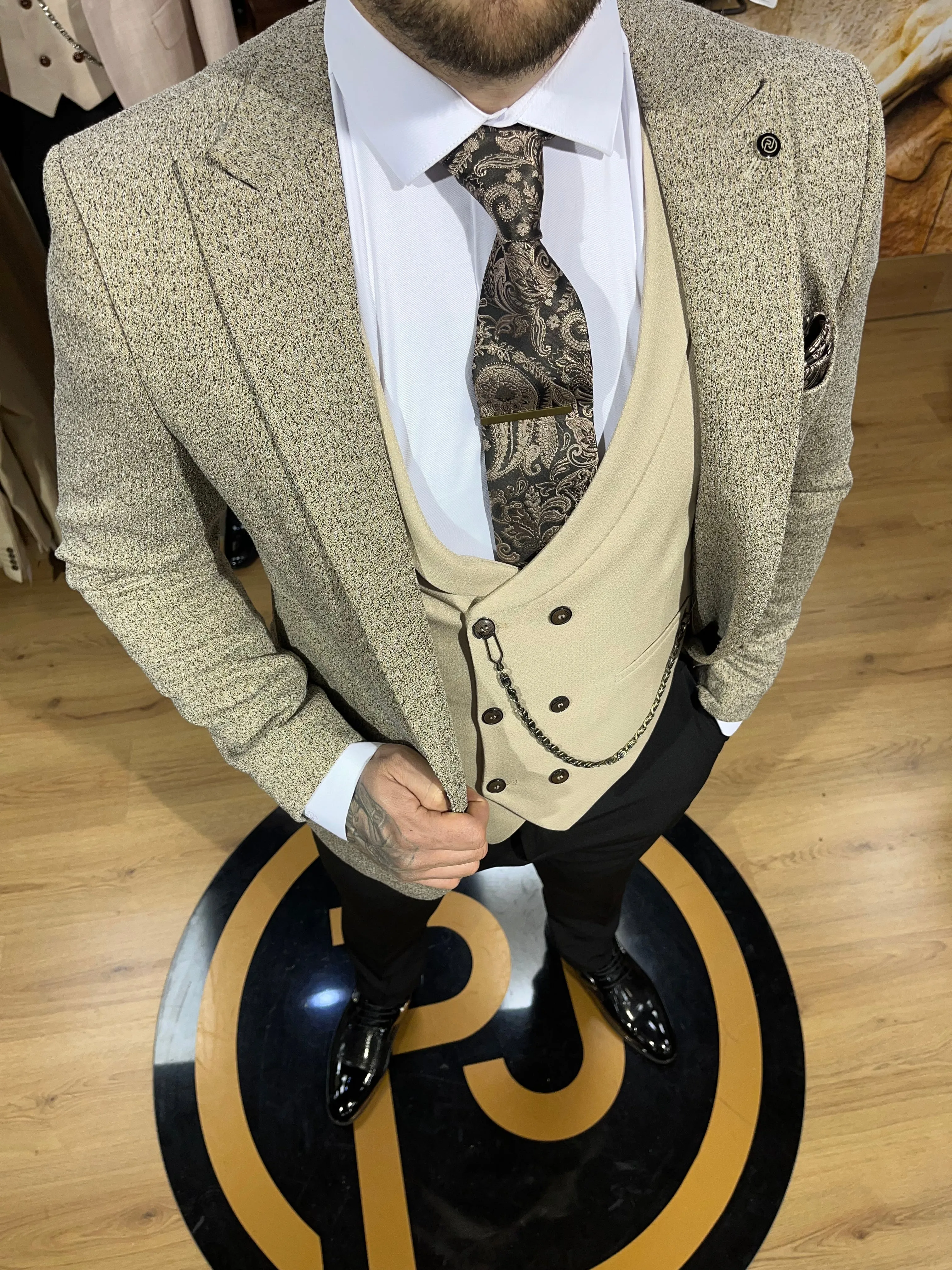 Humphries - Beige/Cream 3 Piece Suit