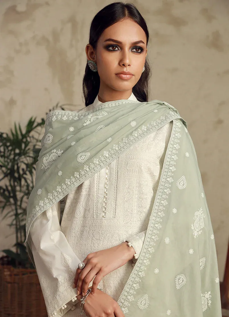Image Premium Embroidered Lawn Collection Untitched 3 Pc D-02