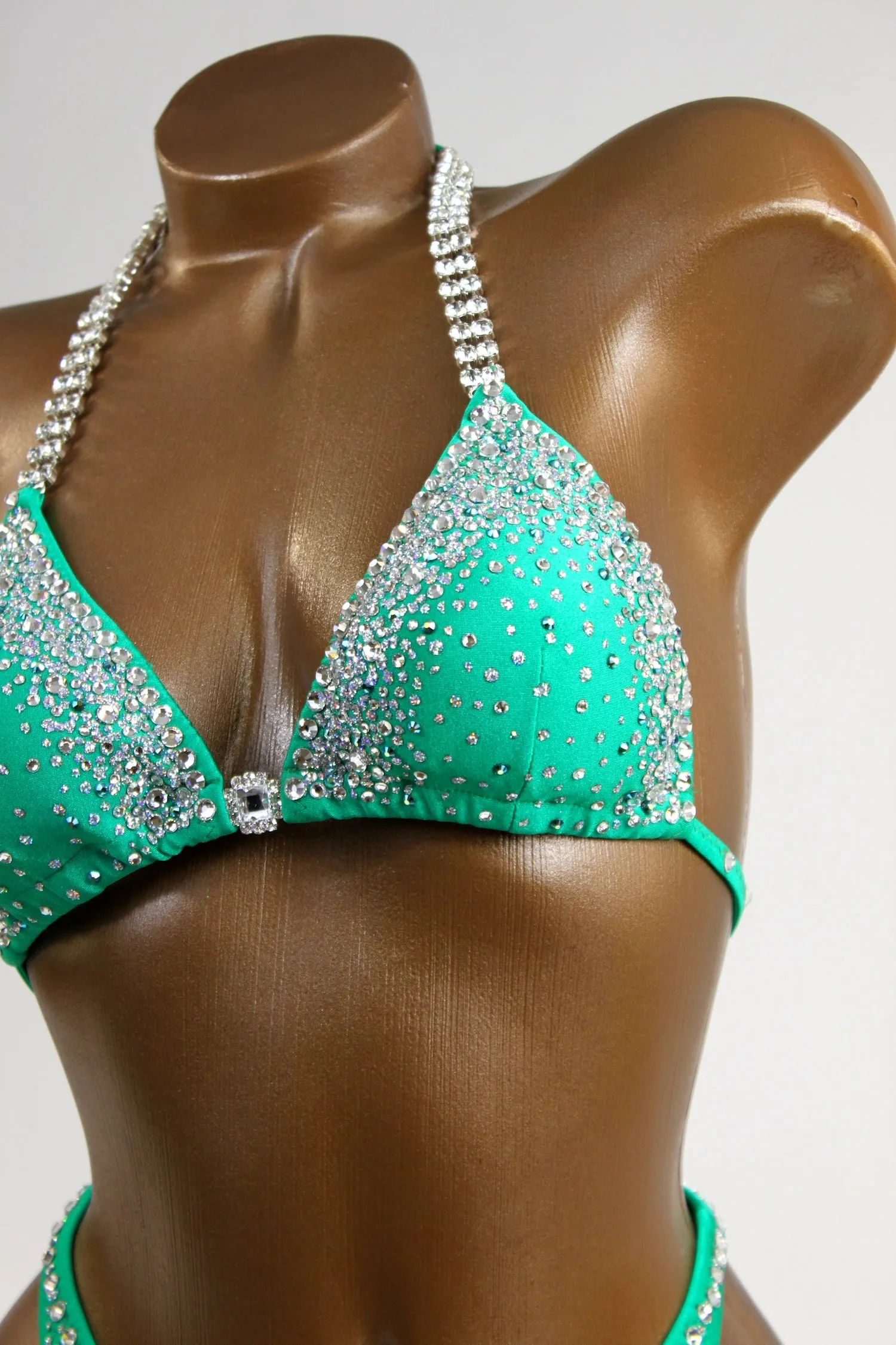 Ireland Green Figure Competition Suit