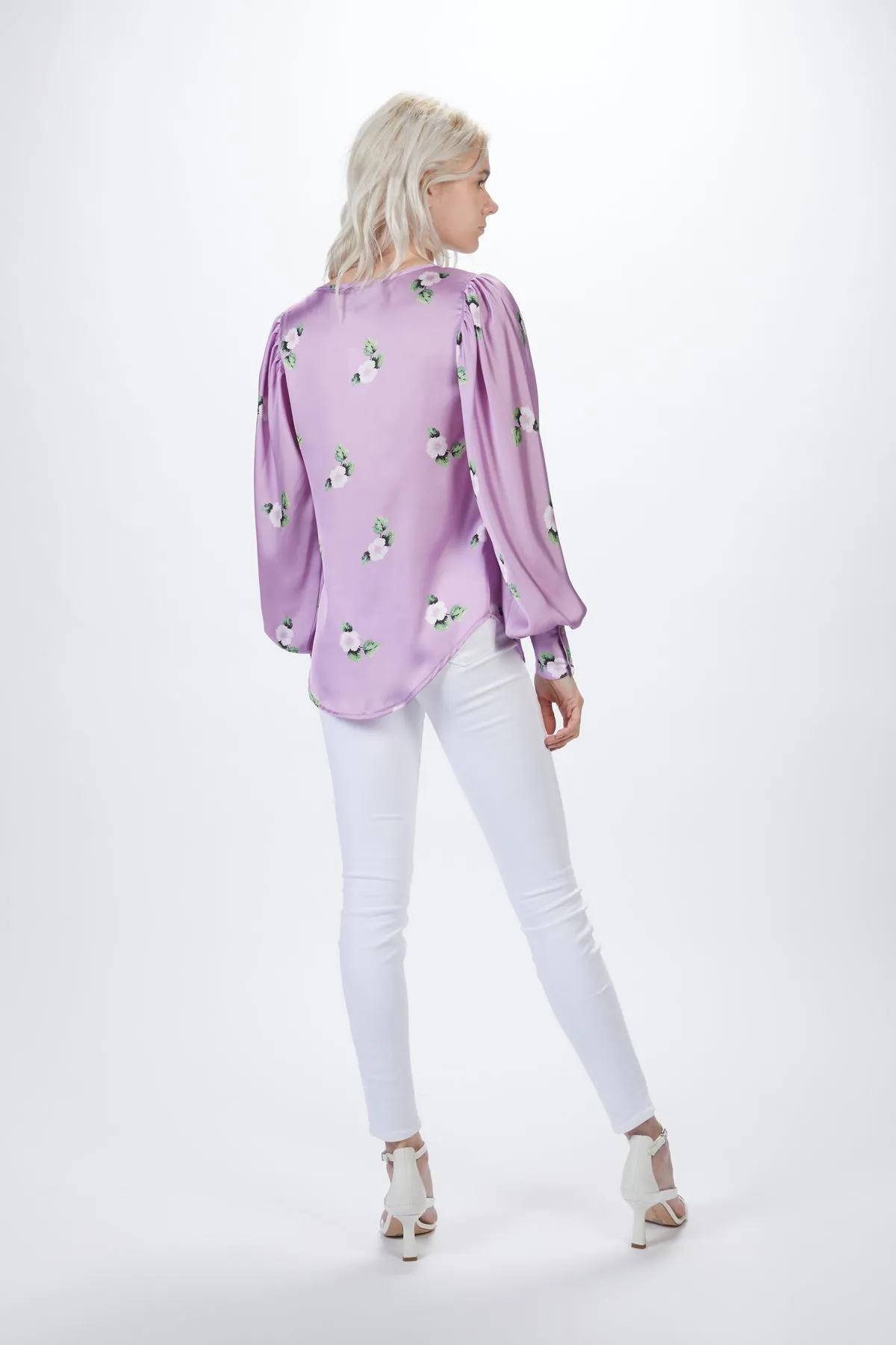 KEYHOLE BLOUSE