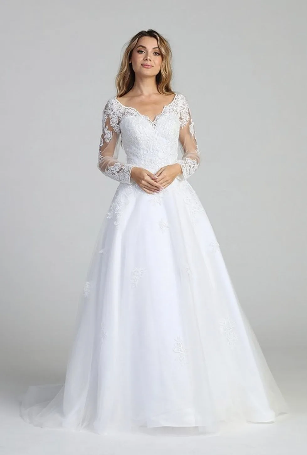 Let’s Evening Gowns 7702L