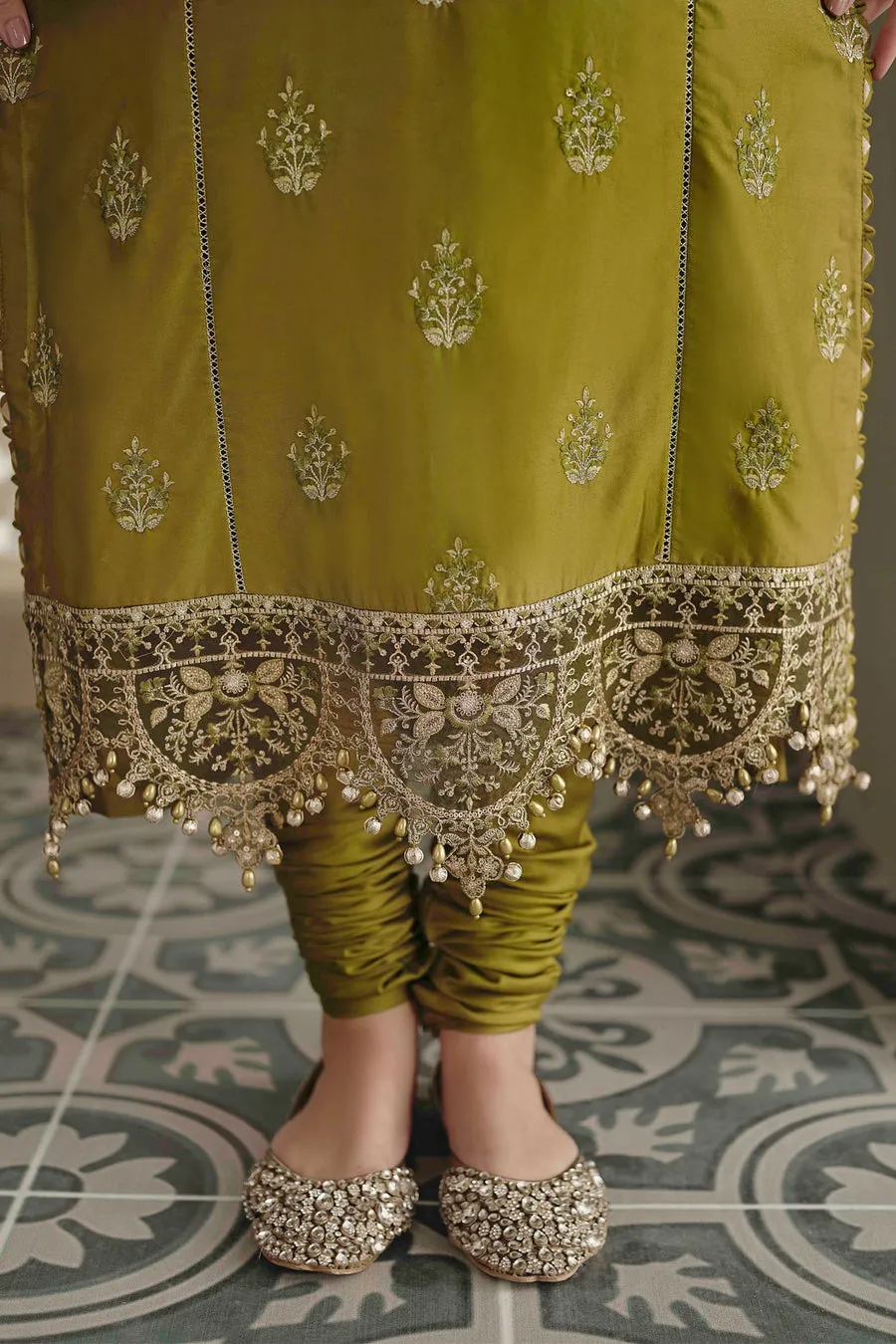 MARIA B | SATEEN COLLECTION 2023 | Lime green CST-607