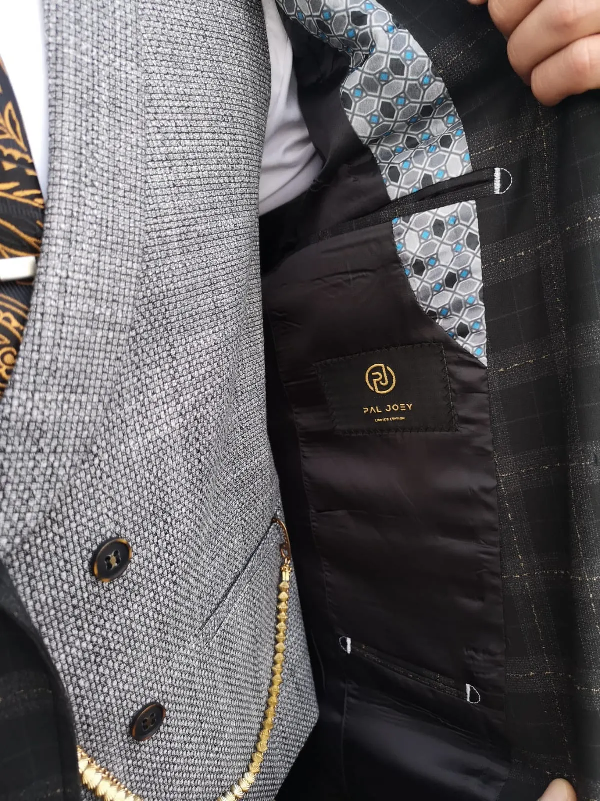Mario - Black/Grey 3 Piece Suit