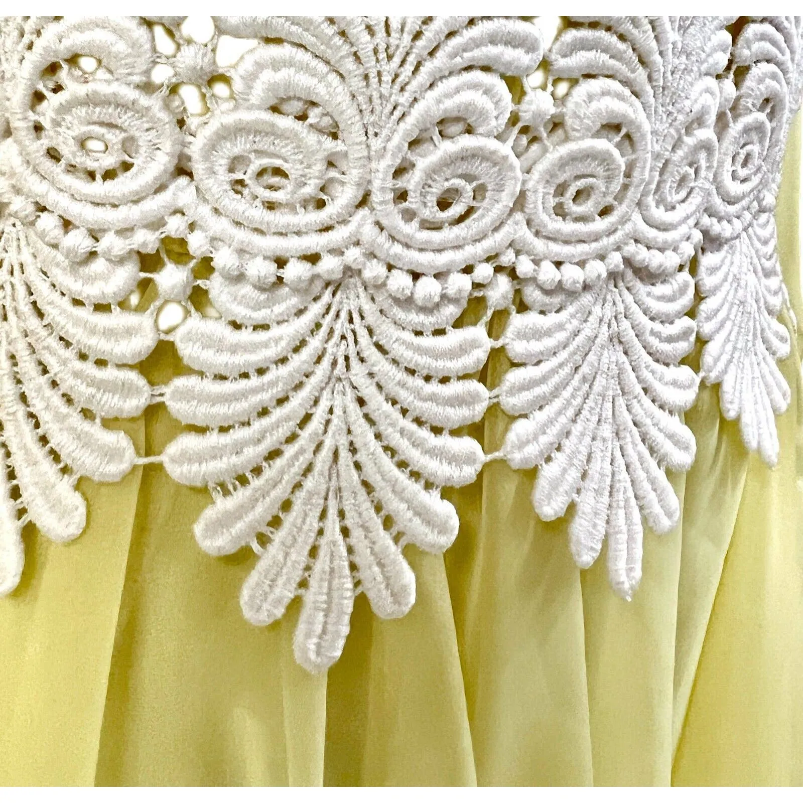 Mod 60s VTG Yellow Chiffon Cocktail Filmy Swirl dress Lace Trim Sz 6/S Union Made
