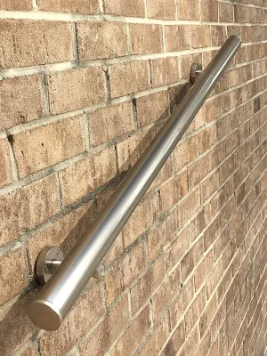 New in box! Promenaid Anodized Handrail Aluminum Stairs Kit Stainless Steel Look, Champagne Silver, 3 Ft and 1.6"diameter! Use indoors or out!