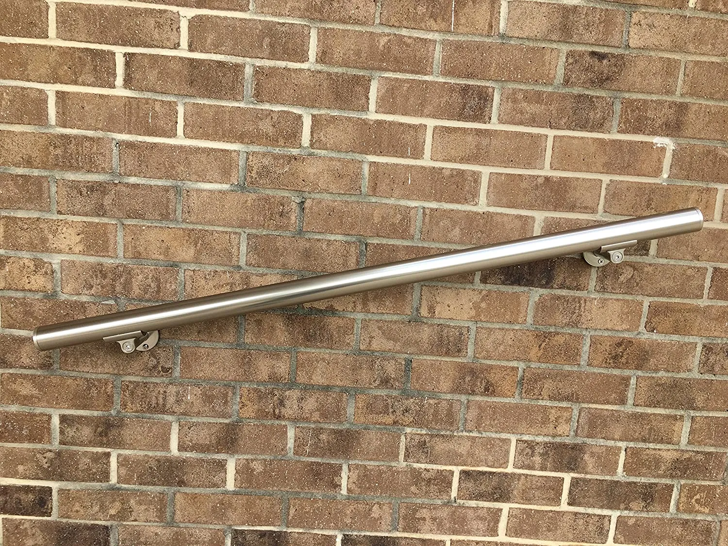 New in box! Promenaid Anodized Handrail Aluminum Stairs Kit Stainless Steel Look, Champagne Silver, 3 Ft and 1.6"diameter! Use indoors or out!