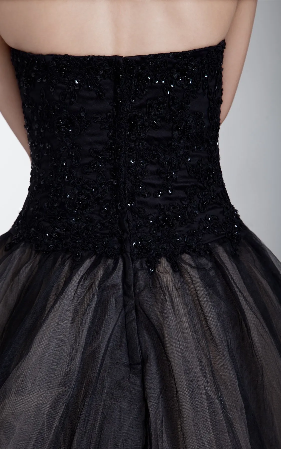 Noble Sleeveless Halter Ball Gown Beaded Special Occasion Dresses-GC_707501