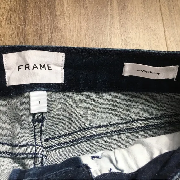 NWT Frame Denim Le One Skinny Jean Mid-rise in Keller