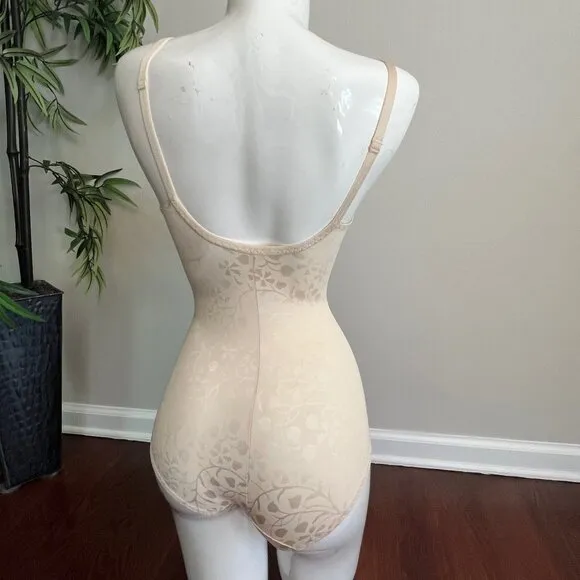 NWT Vintage Body Shapewear by Subtract Slim Bodysuit 34B Beige