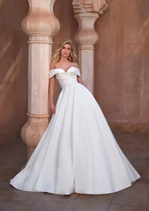 Pronovias: Athos