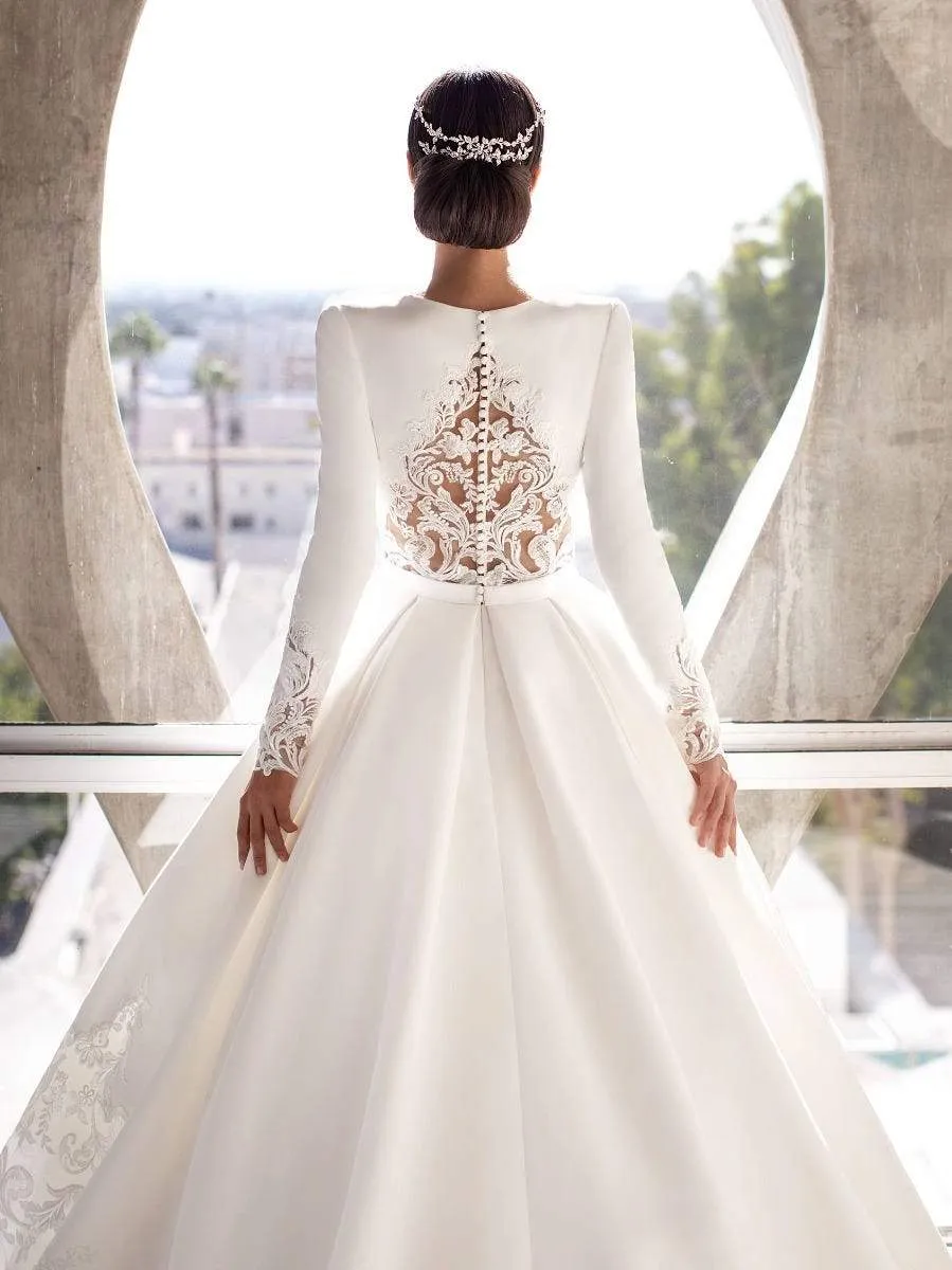 Pronovias: Brown