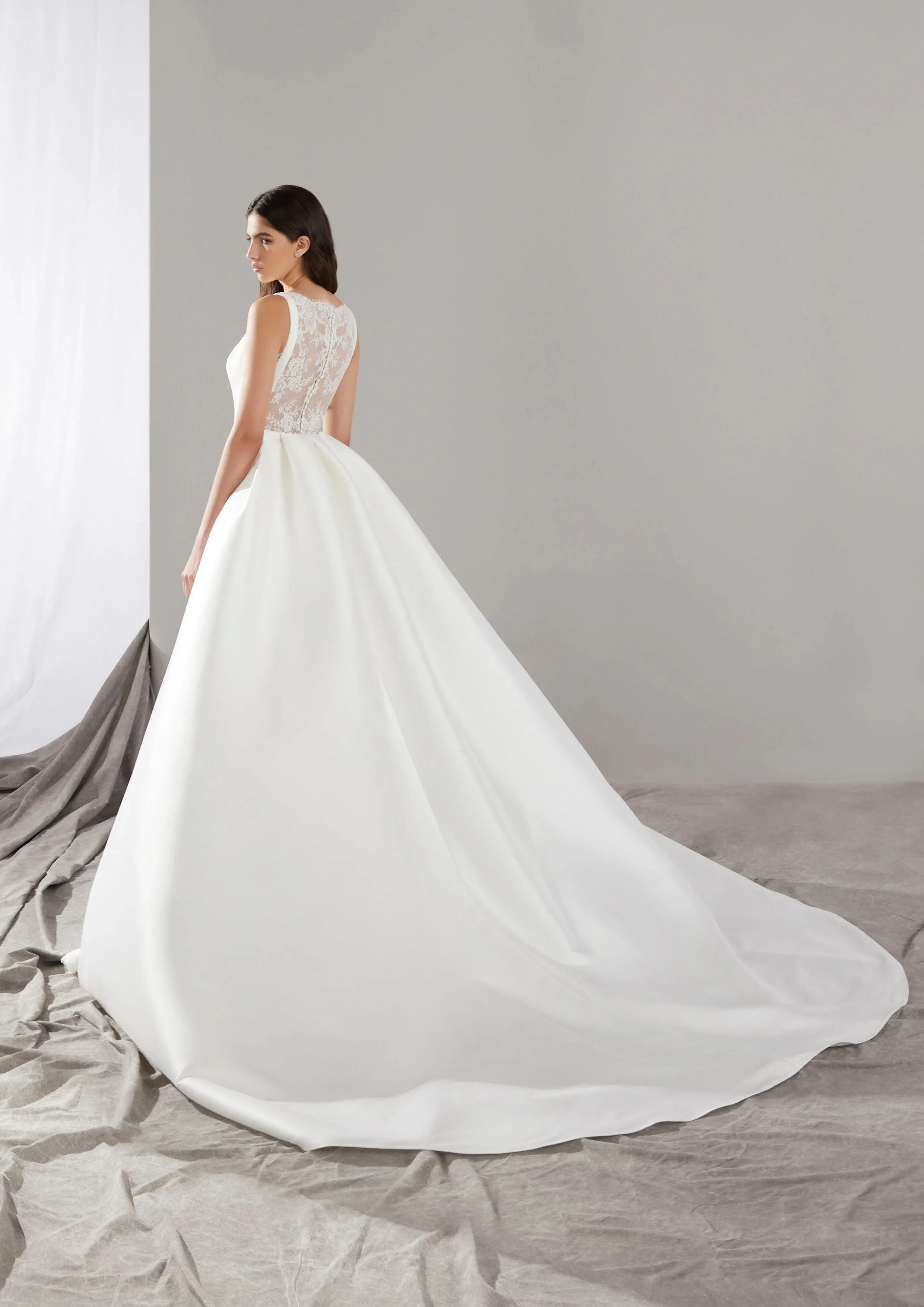 Pronovias: Origin