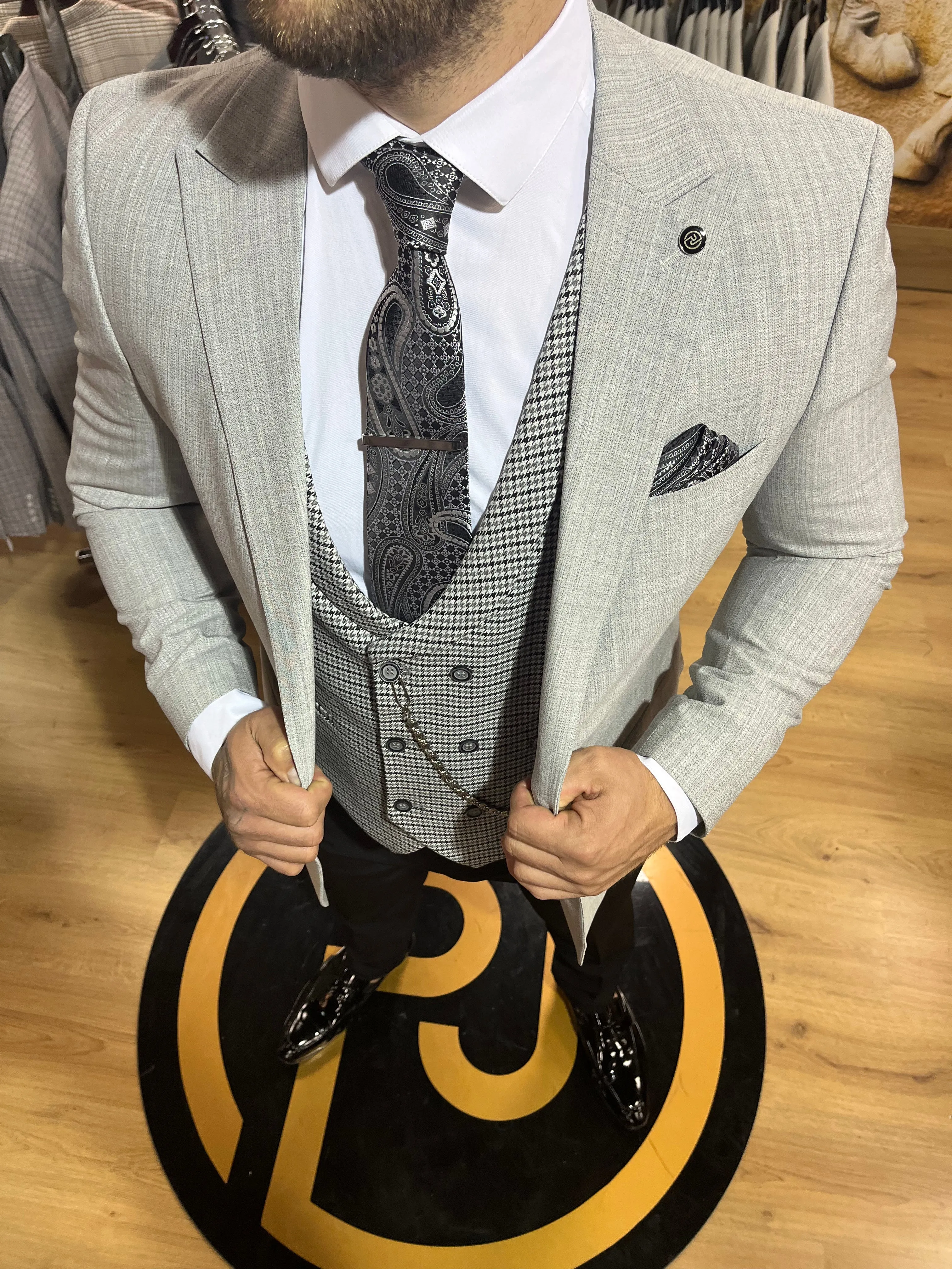 Reeves - Grey 3 Piece Suit