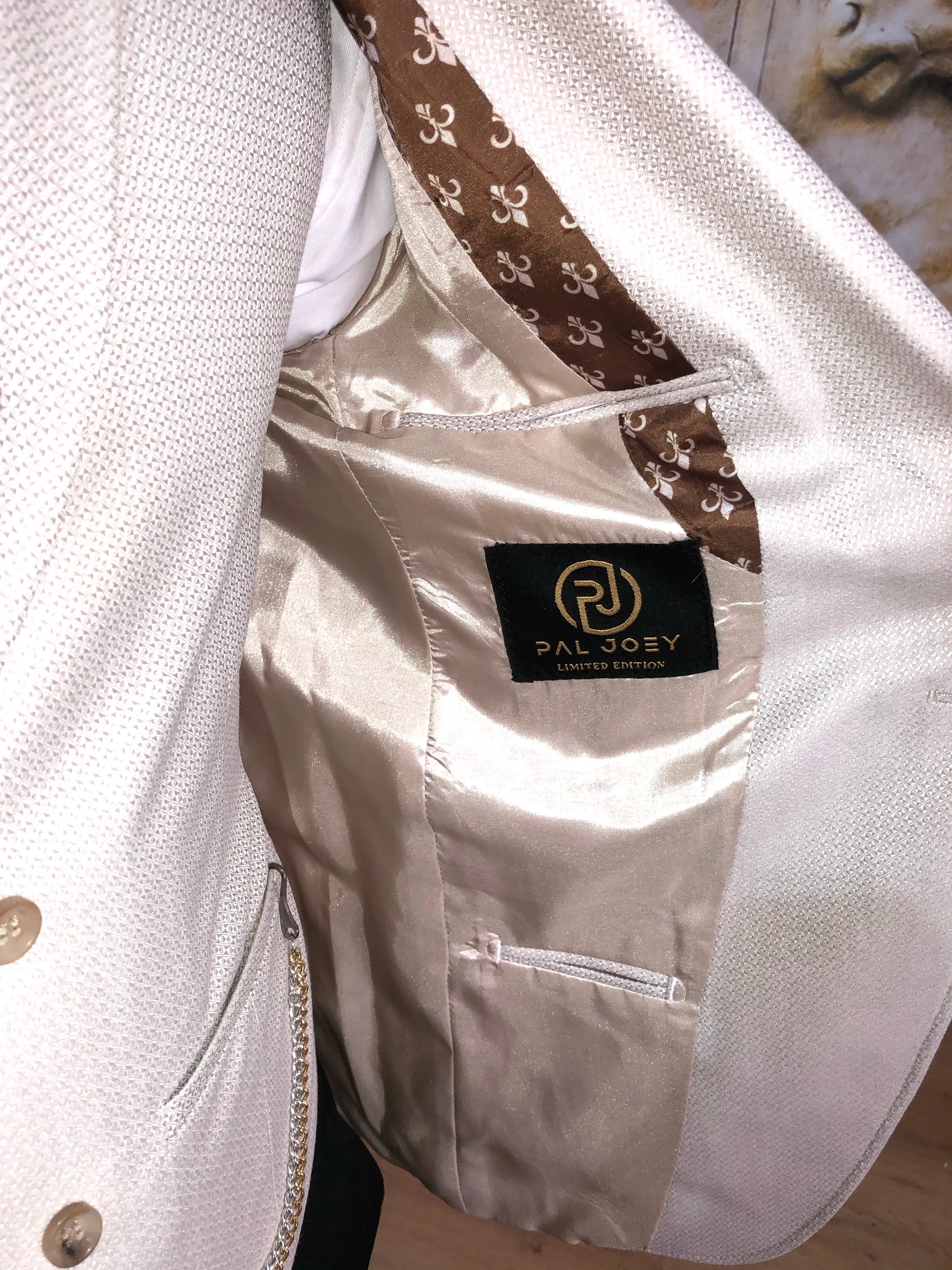 Shelton - Cream 3 Piece Suit