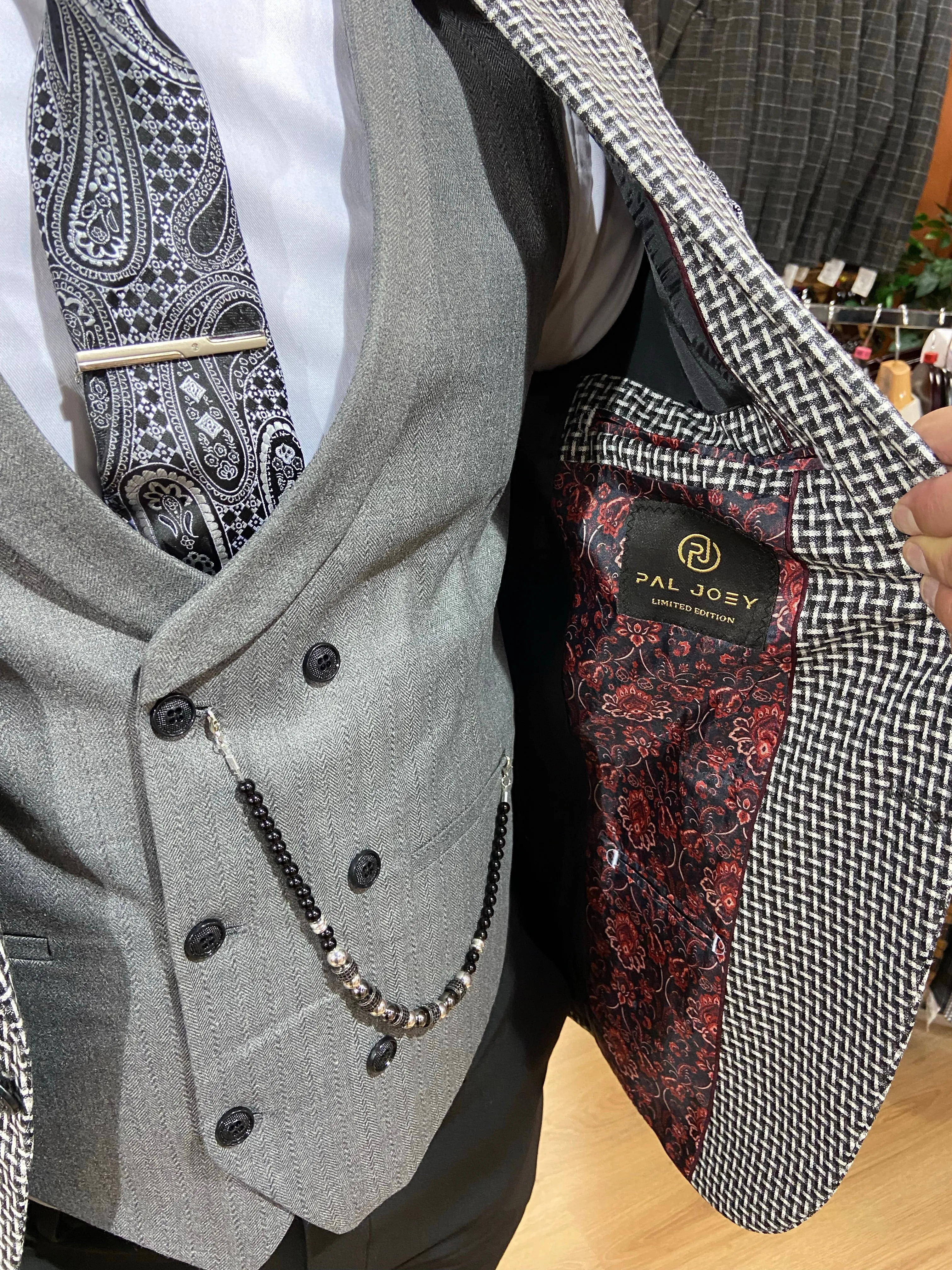 Sidney - Grey/White 3 Piece Suit