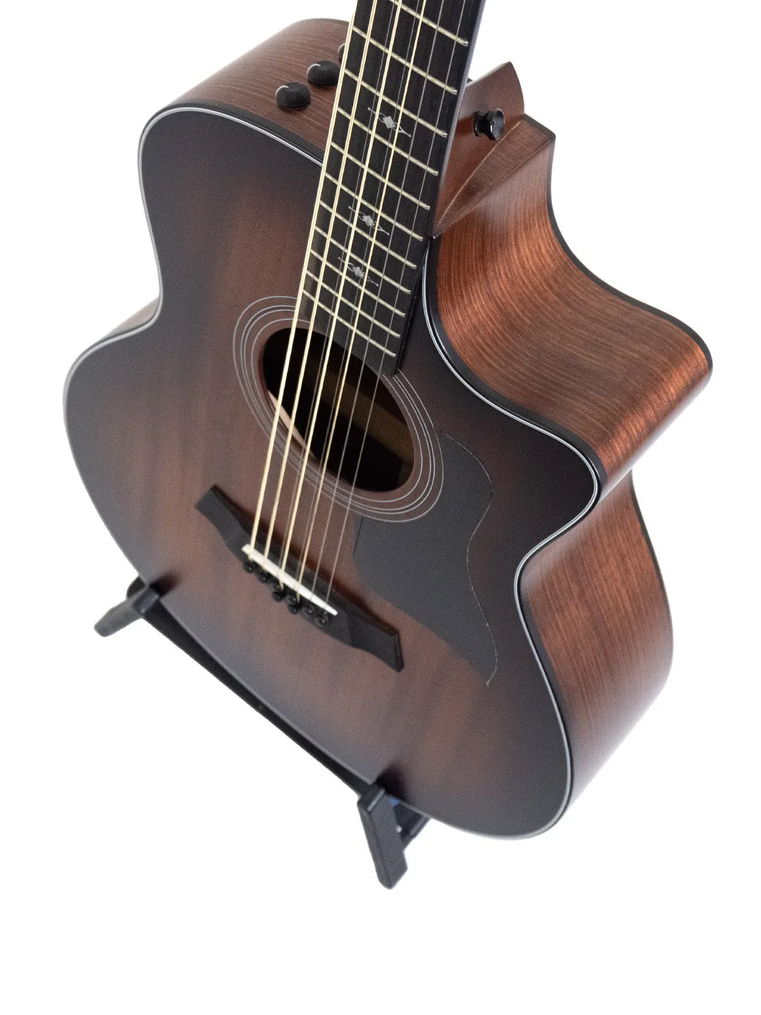 SOLD - Taylor 326 CE Baritone 8 LTD – USA 2020