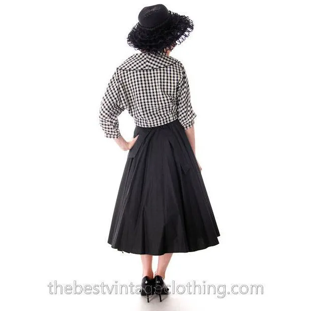 Vintage Freshy Circle  Skirt 1950s Polished Textured Cotton 27-30 Waist