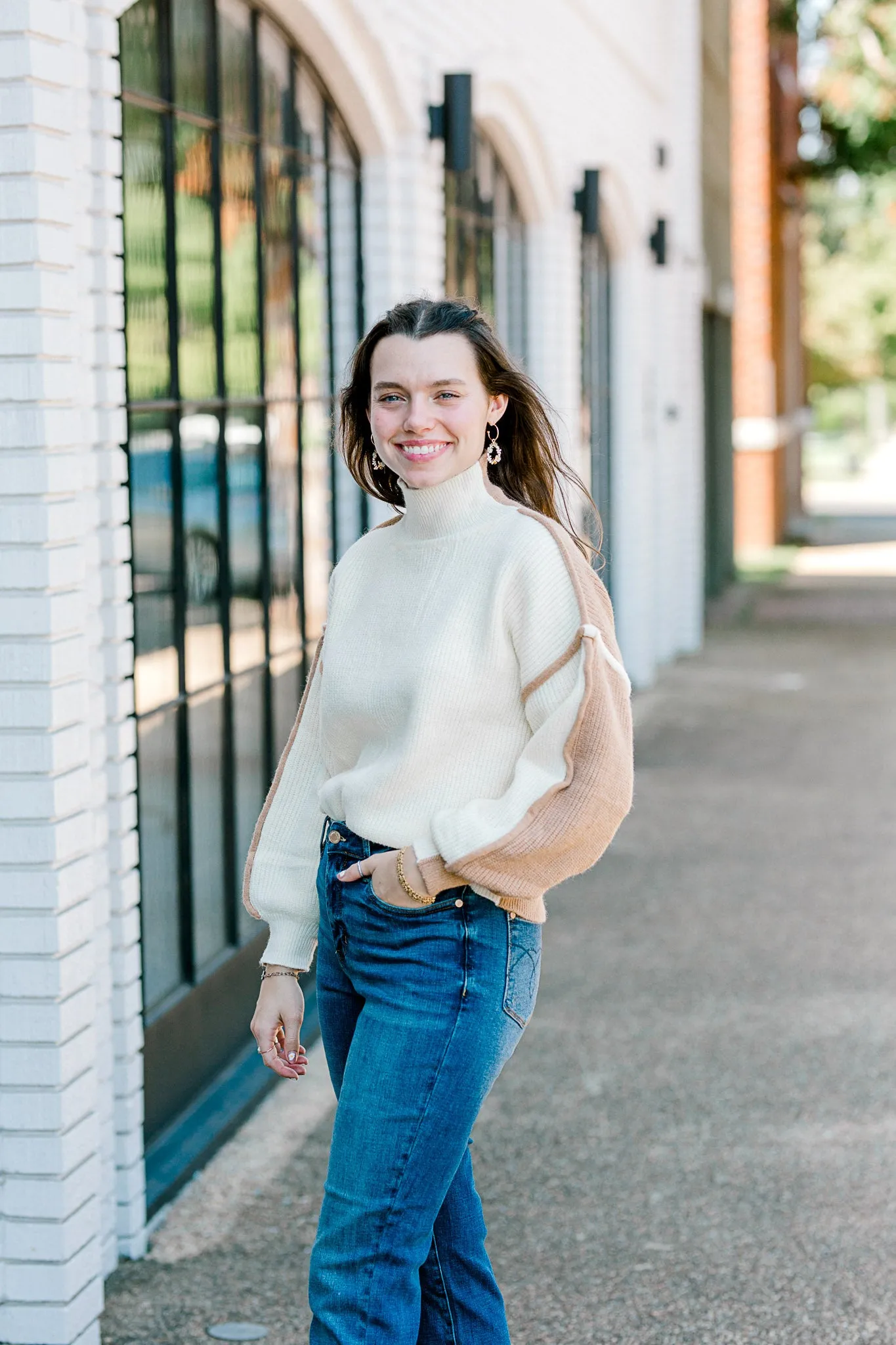 X Ivory/Camel Sweater