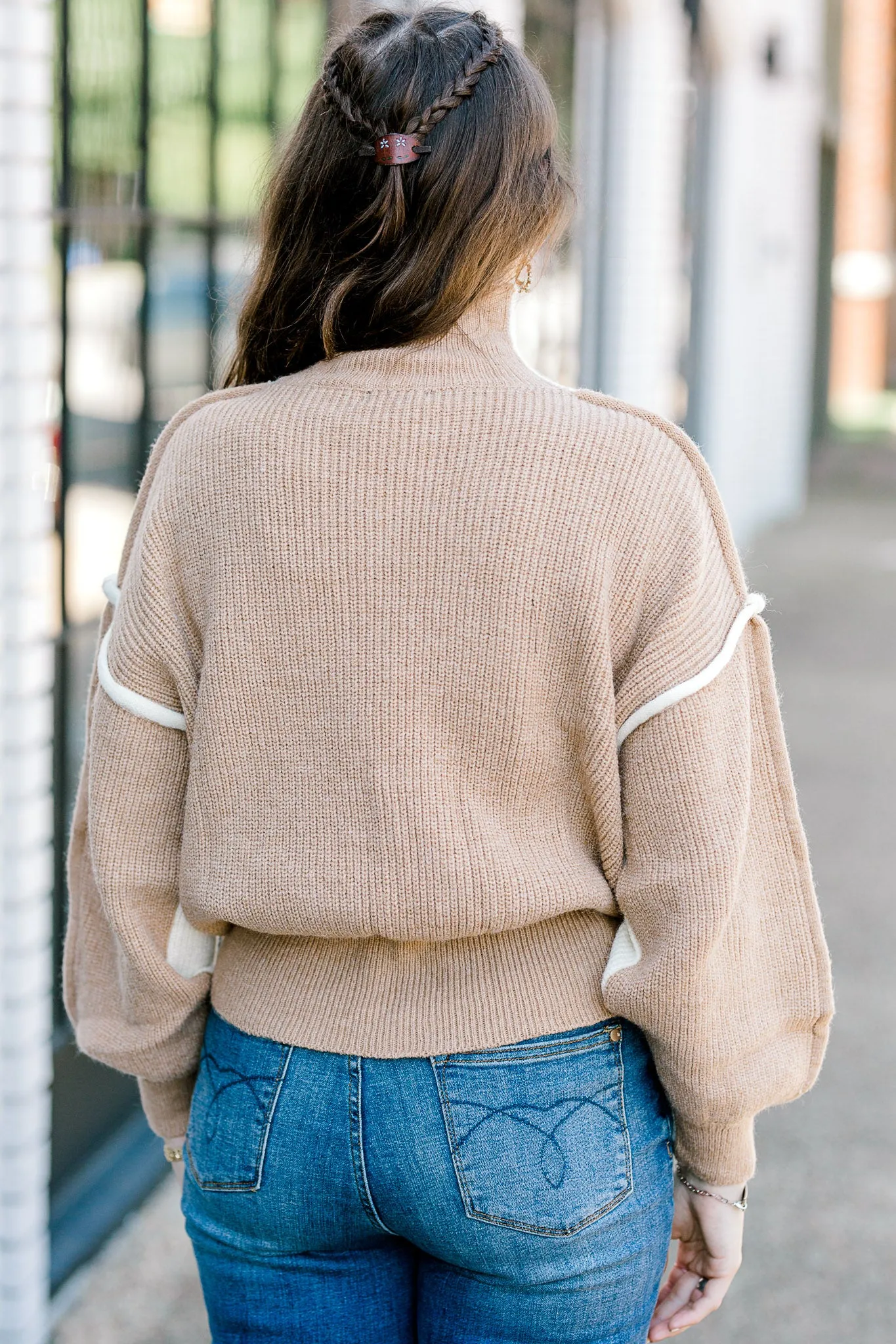 X Ivory/Camel Sweater
